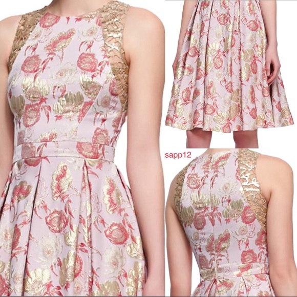 CARMEN MARC VALVO🌸FLORAL PRINT SLEEVELESS DRESS - Picture 4 of 6